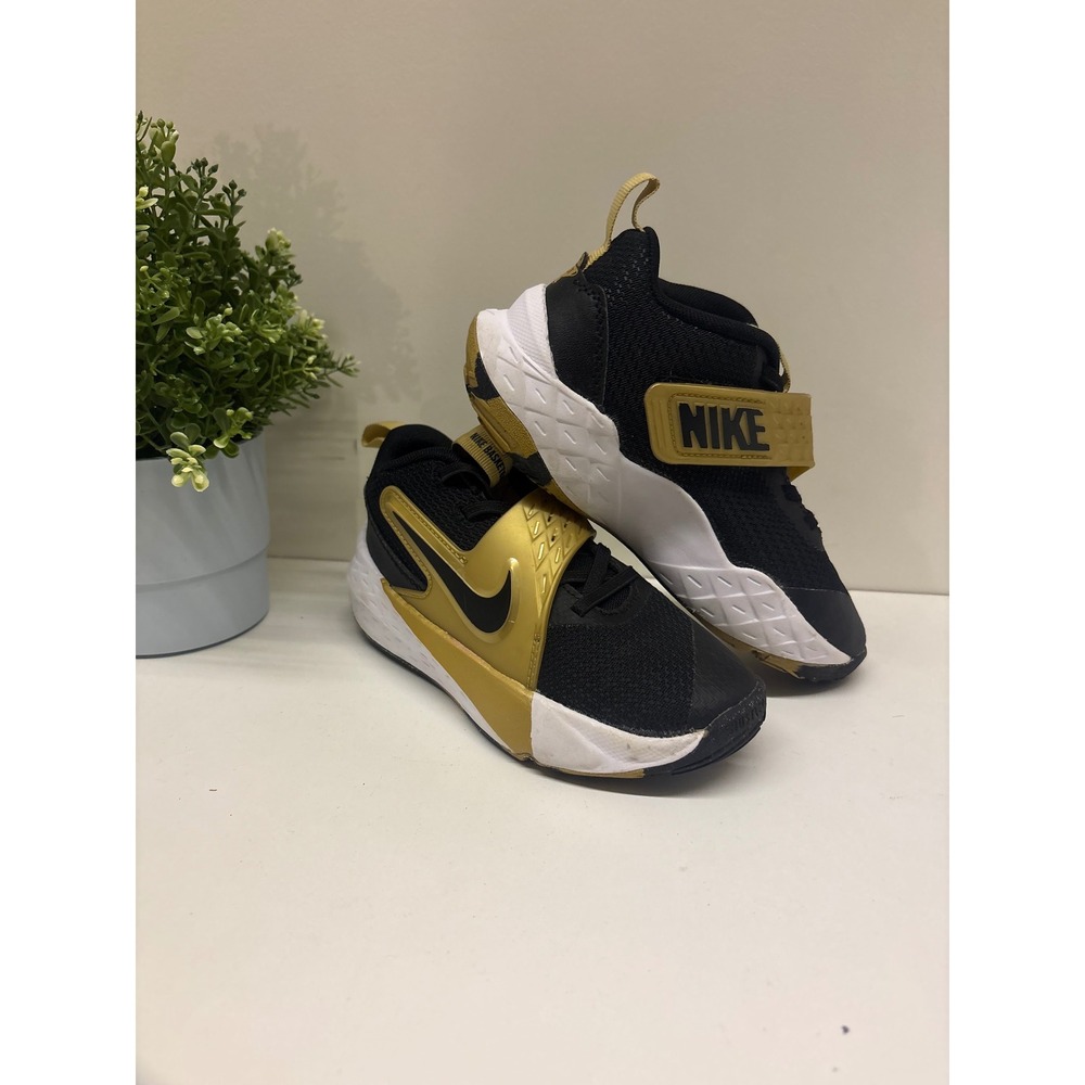 Nike Team Hustle D 11 Black Gold Basketball Shoes Sneakers HF6280-003 Boys 13C